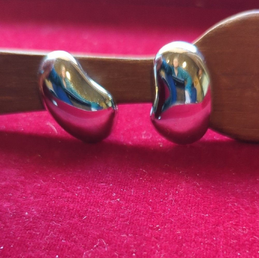 Monet Vintage Elegant Silver Earrings